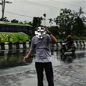 Xe