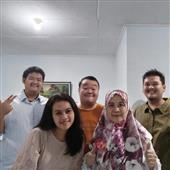 Xi