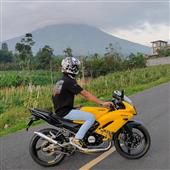 Tr