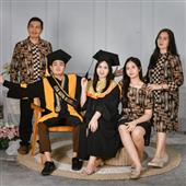 Qu