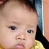 TỨ