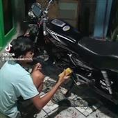Lị